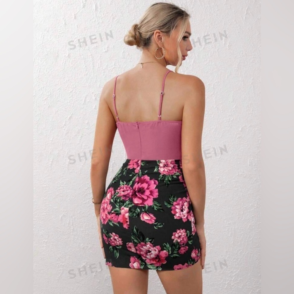 NWT- SHEIN Privé Floral Print Ruched Side Cami Dress size S - Picture 2 of 2